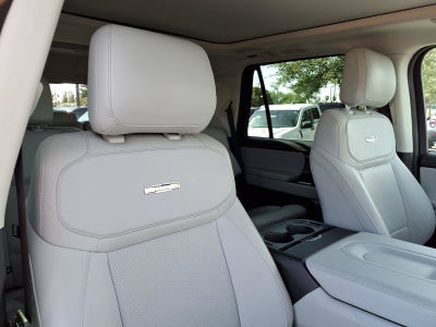 2025 Ford Expedition Platinum