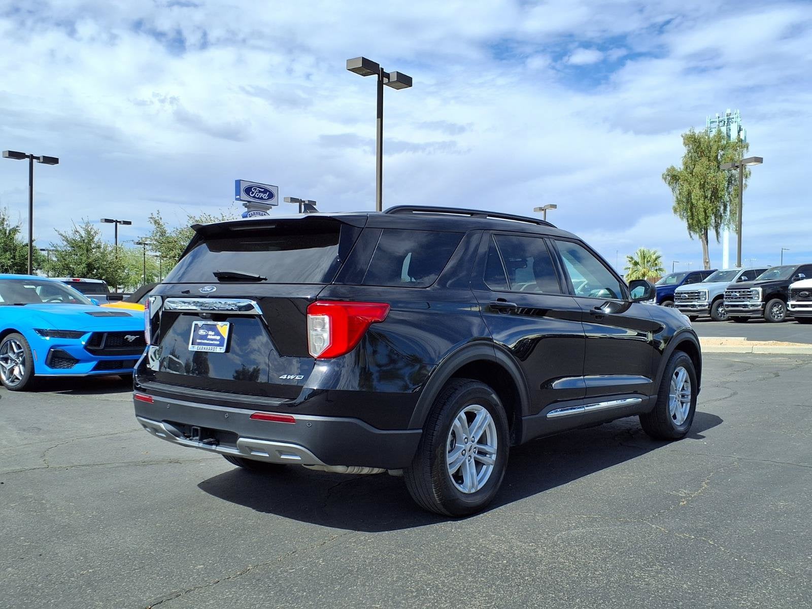2024 Ford Explorer XLT