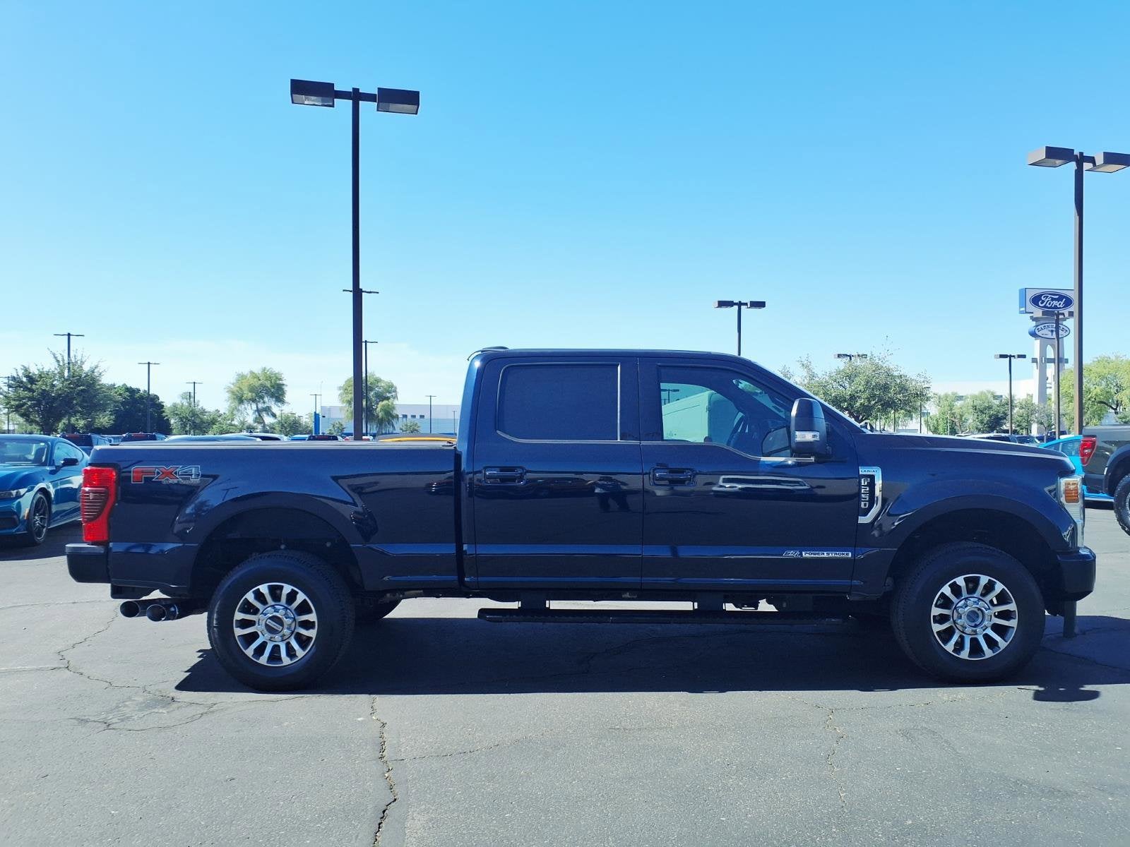 2022 Ford Super Duty F-250 SRW LARIAT