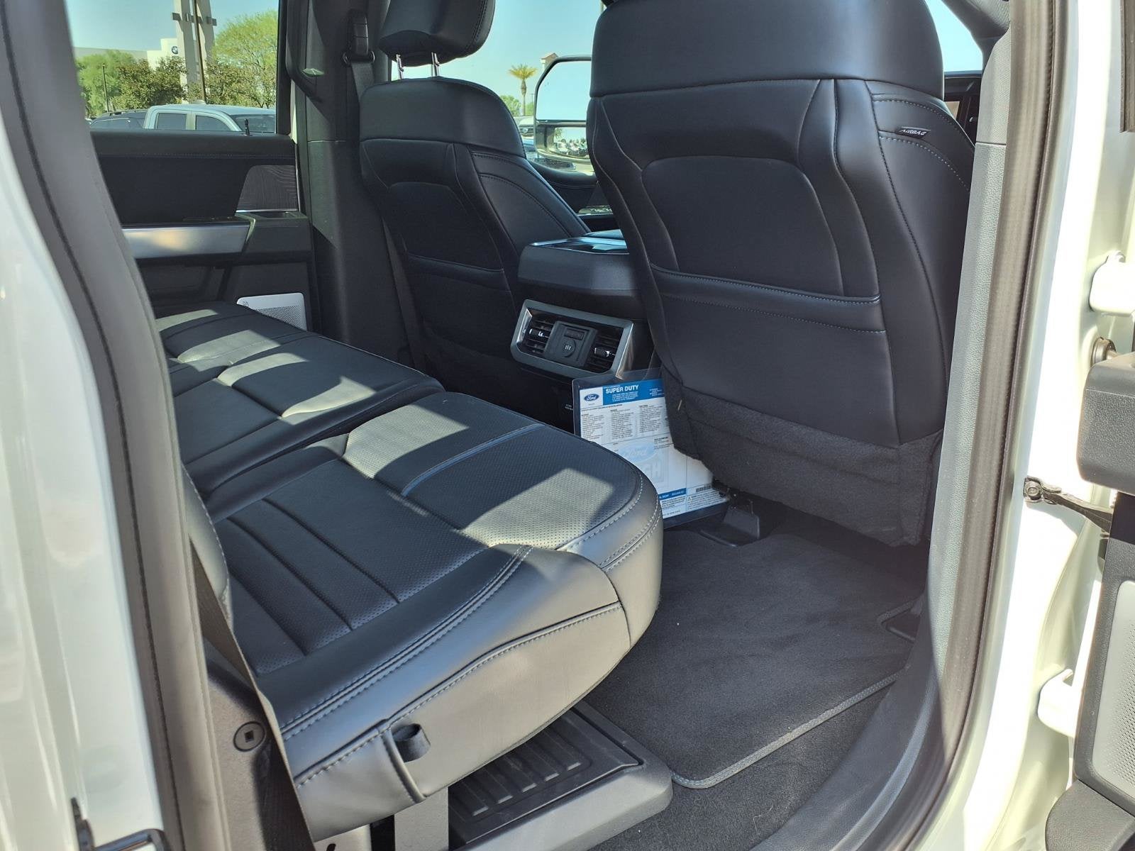 2025 Ford Super Duty F-250 SRW Platinum