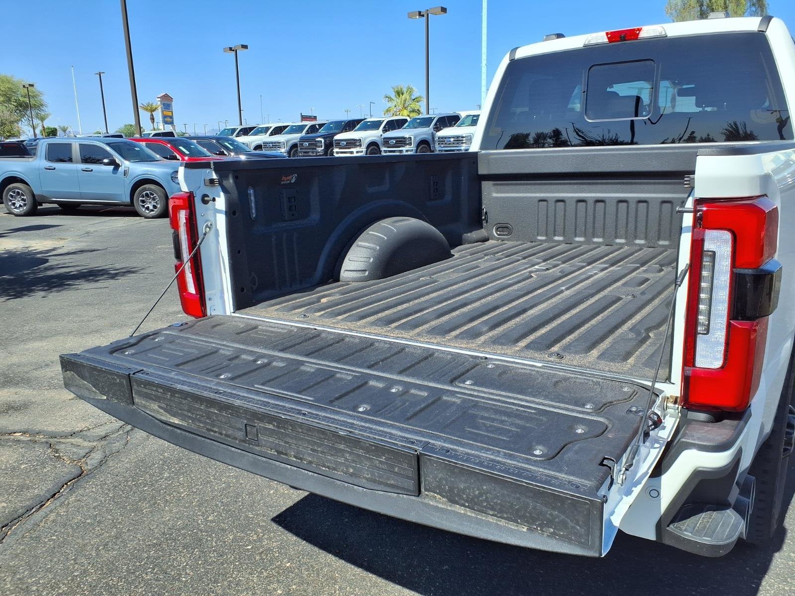 2025 Ford Super Duty F-250 SRW Platinum