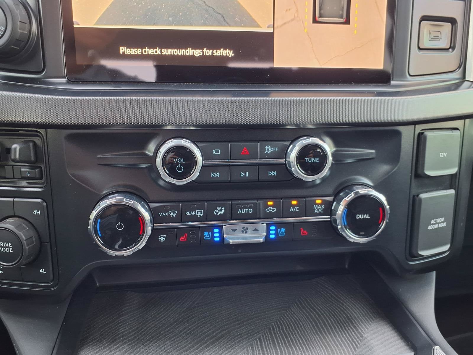 2025 Ford Super Duty F-250 SRW Platinum