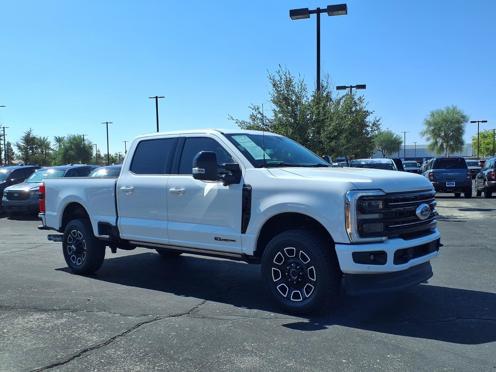 2025 Ford Super Duty F-250 SRW Platinum