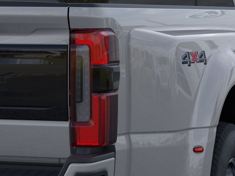 2026 Ford Super Duty F-350 DRW Platinum