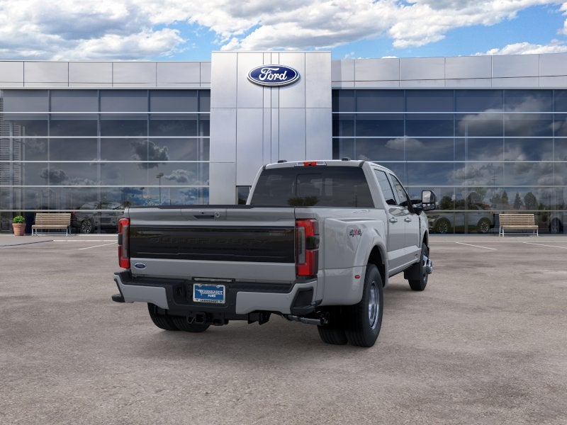 2026 Ford Super Duty F-350 DRW Platinum