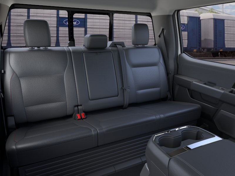 2026 Ford Super Duty F-450 DRW LARIAT