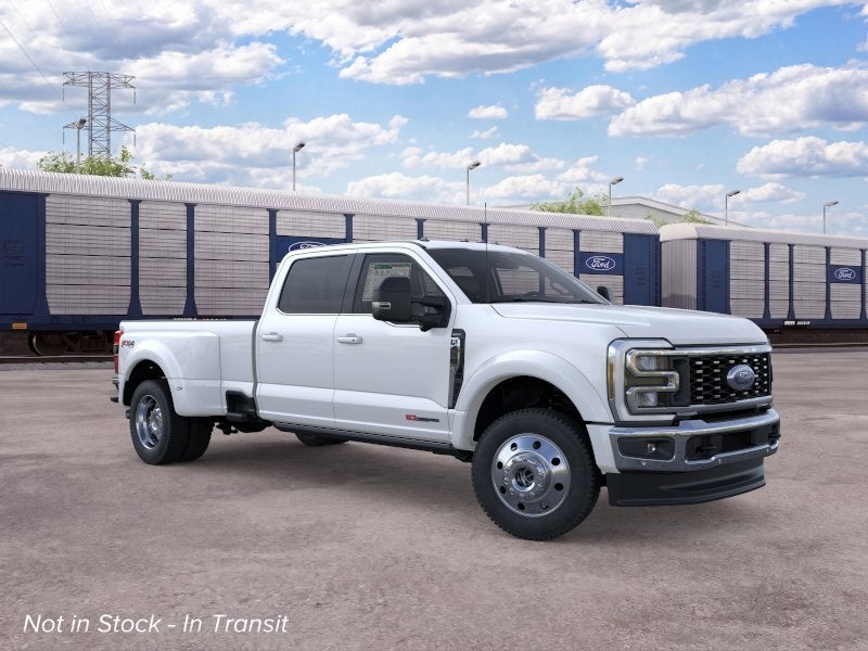 2026 Ford Super Duty F-450 DRW LARIAT