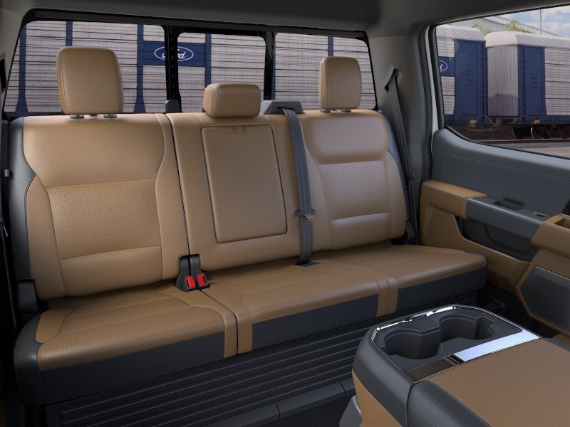 2026 Ford Super Duty F-450 DRW LARIAT
