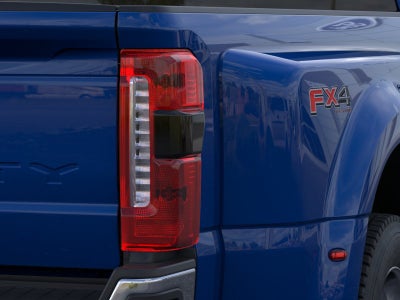 2026 Ford Super Duty F-450 DRW LARIAT