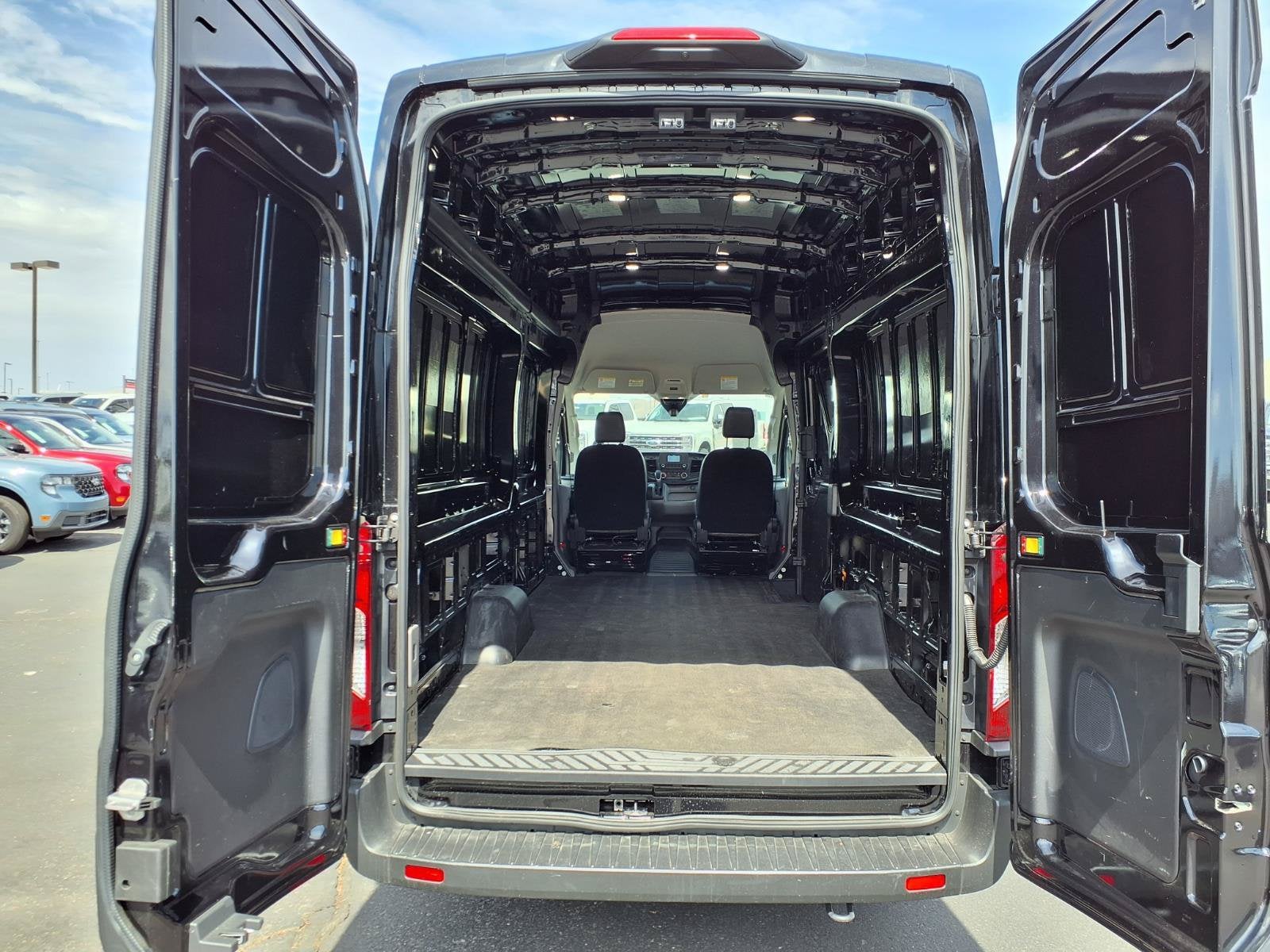 2025 Ford Transit Cargo Van Base
