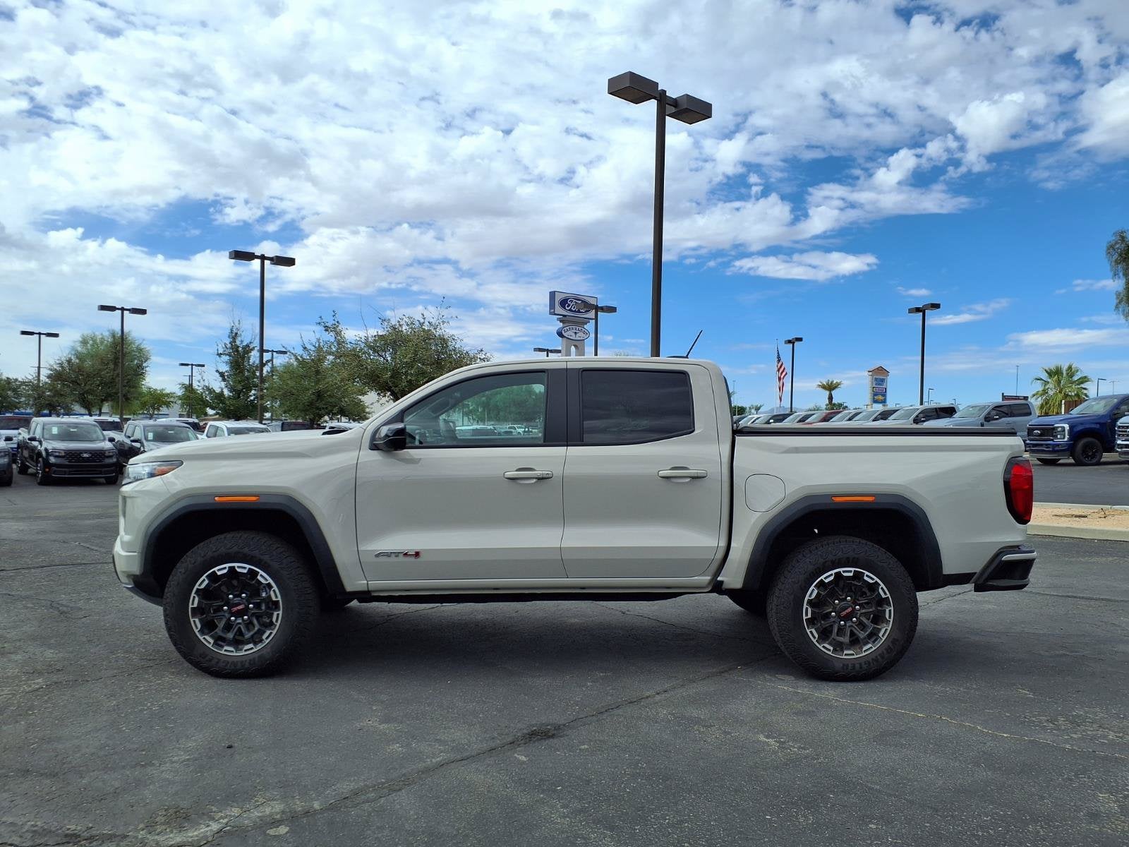 2026 GMC Canyon 4WD AT4
