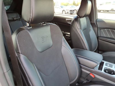 2023 Ford Edge ST