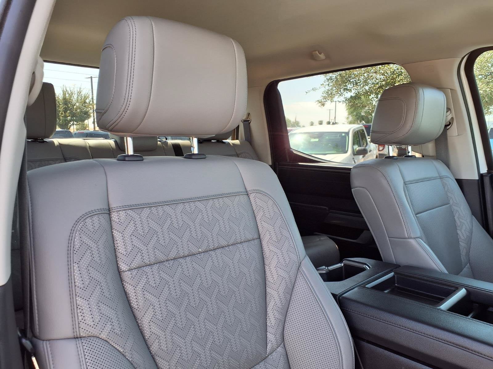 2022 Toyota Tundra 2WD SR5