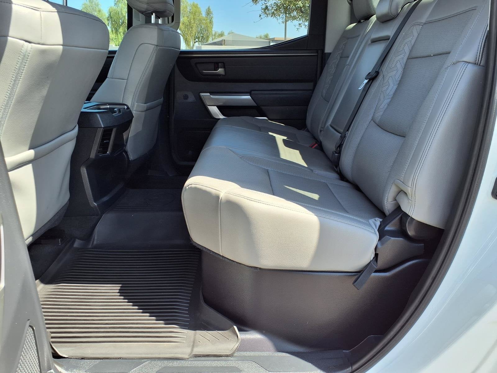 2022 Toyota Tundra 2WD SR5