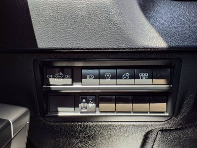 2022 Toyota Tundra 2WD SR5