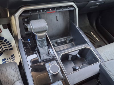 2022 Toyota Tundra 2WD SR5