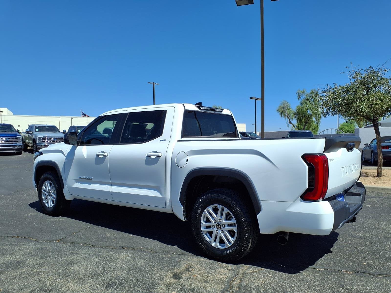 2022 Toyota Tundra 2WD SR5