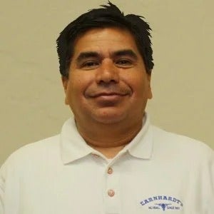  Ron Qayumi